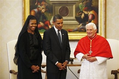 Michelle Obama portant le voile chrétien Michelle Obama portant le voile chrétien
