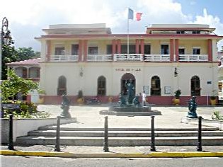 Commune Sainte Rose-La mairie Commune Sainte Rose-La mairie